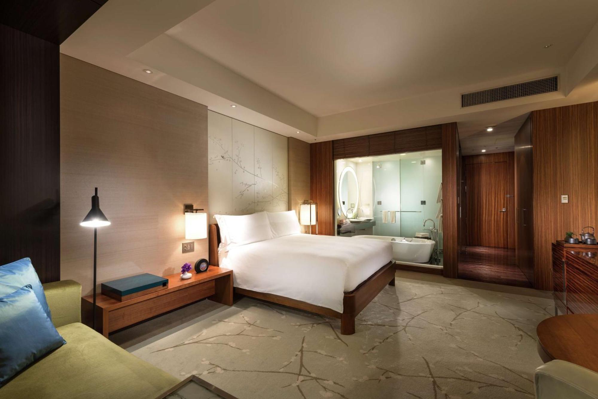 King Room Bay View